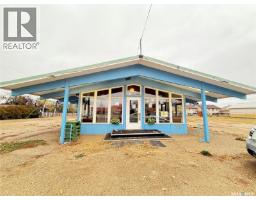 303 1st Avenue E, Gravelbourg, Ca