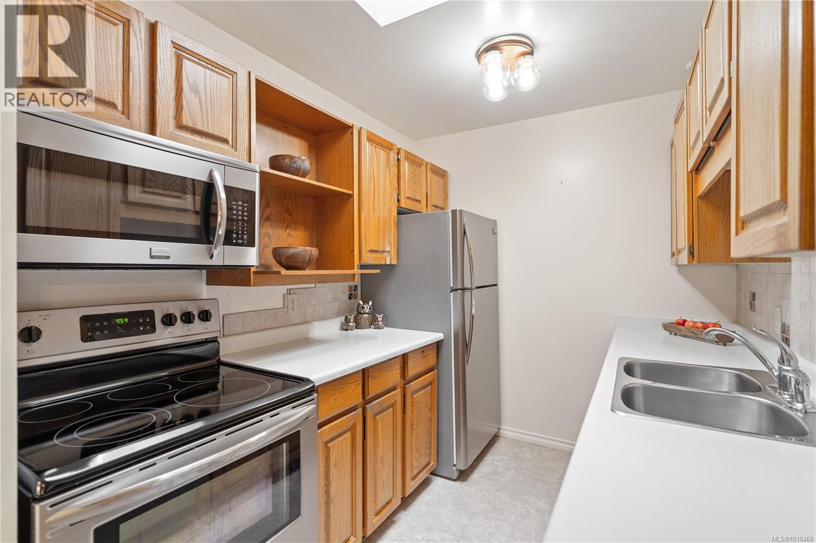 3354 Fulton Rd, Colwood, British Columbia  V9C 2T9 - Photo 11 - 1018466