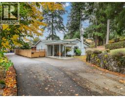 3354 Fulton Rd Triangle, Colwood, Ca