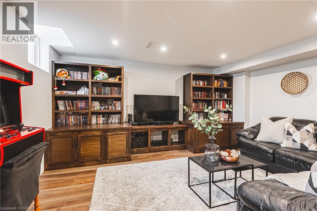 2170 Coldwater Street, Burlington, Ontario  L7L 7K5 - Photo 25 - 40724737