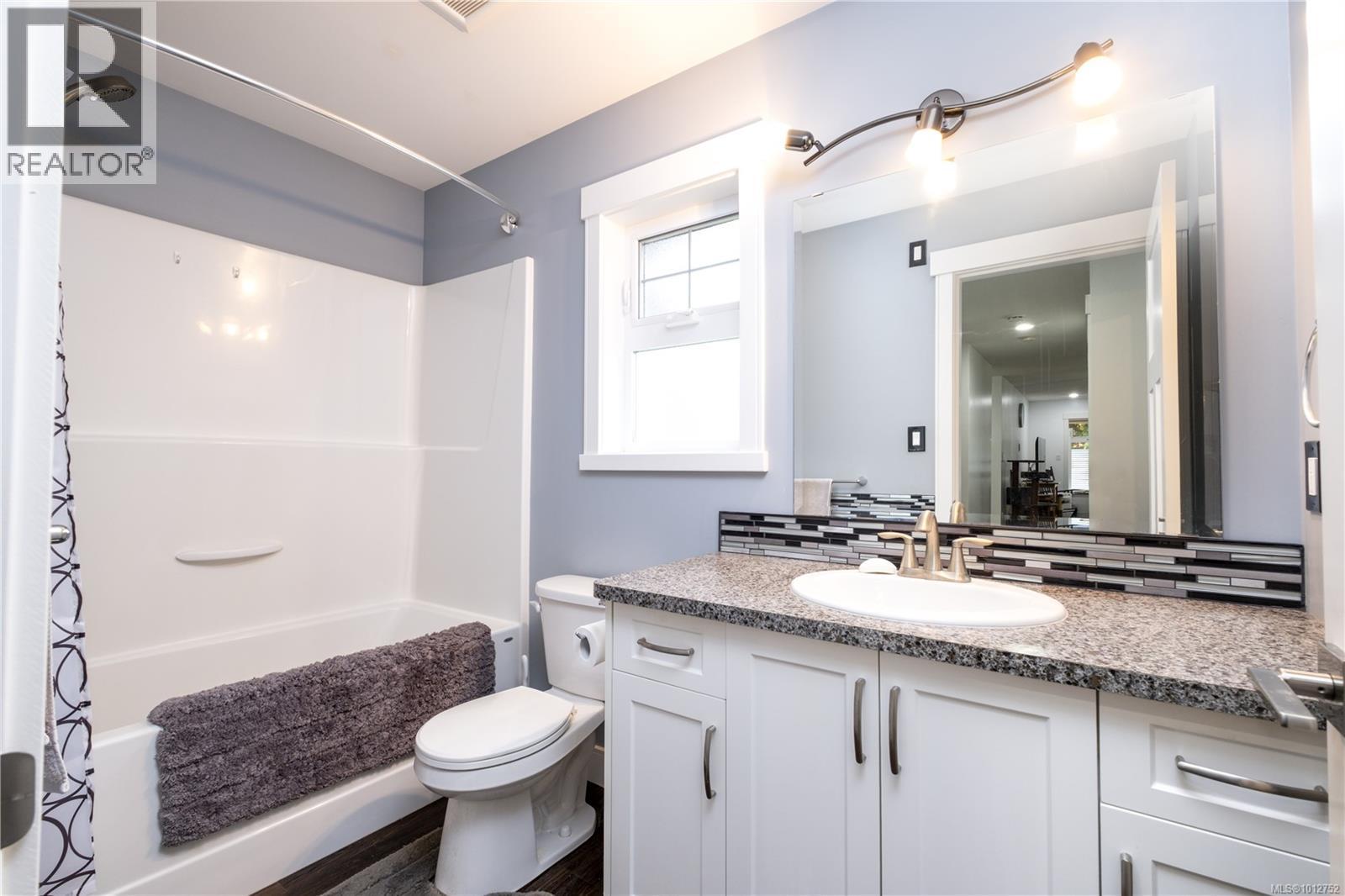 B 2709 Bickle St, Courtenay, British Columbia  V9N 0C8 - Photo 11 - 1012752