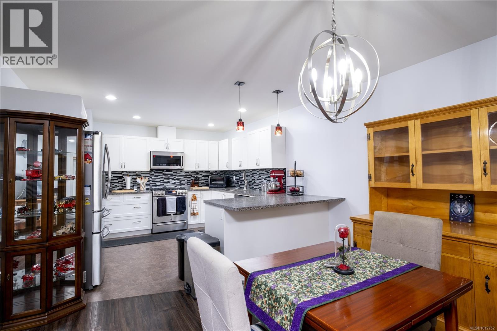 B 2709 Bickle St, Courtenay, British Columbia  V9N 0C8 - Photo 6 - 1012752