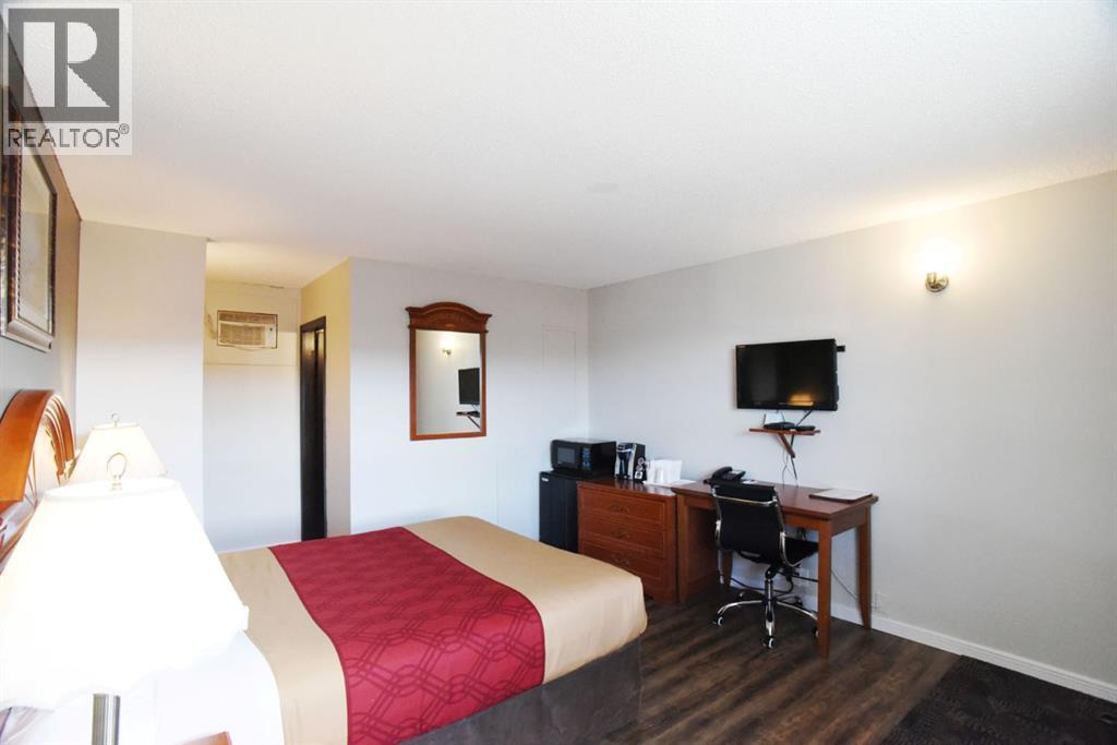 392 Centre Street, Drumheller, Alberta  T0J 0Y0 - Photo 12 - A2168094