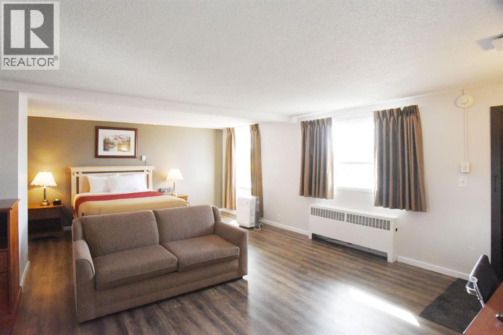 392 Centre Street, Drumheller, Alberta  T0J 0Y0 - Photo 17 - A2168094