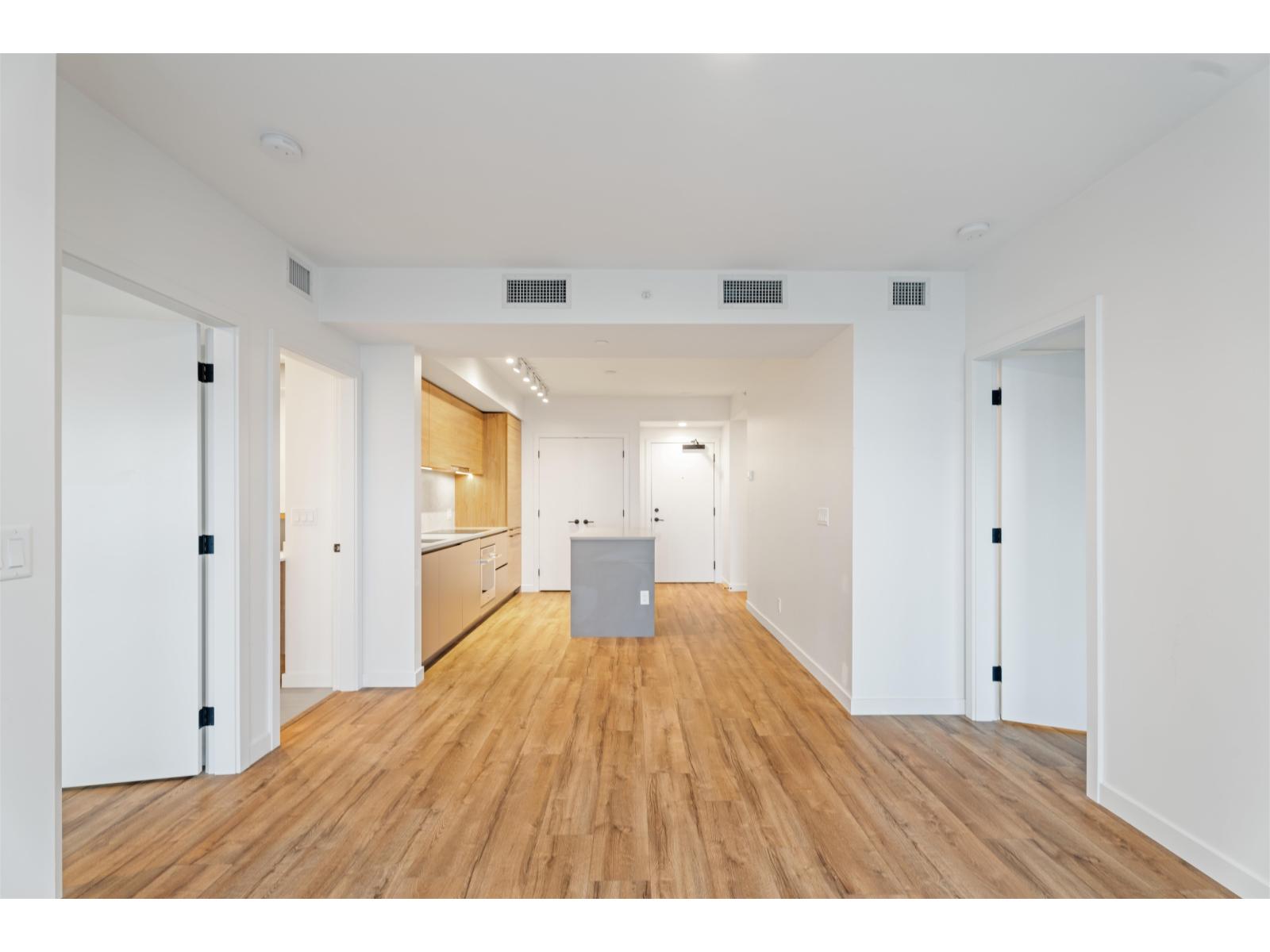 1409 10448 University Drive, Surrey, British Columbia  V3T 0S7 - Photo 8 - R3063120