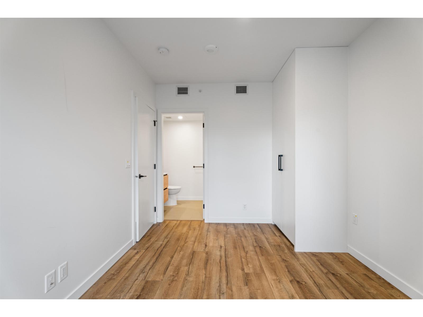 1409 10448 University Drive, Surrey, British Columbia  V3T 0S7 - Photo 11 - R3063120