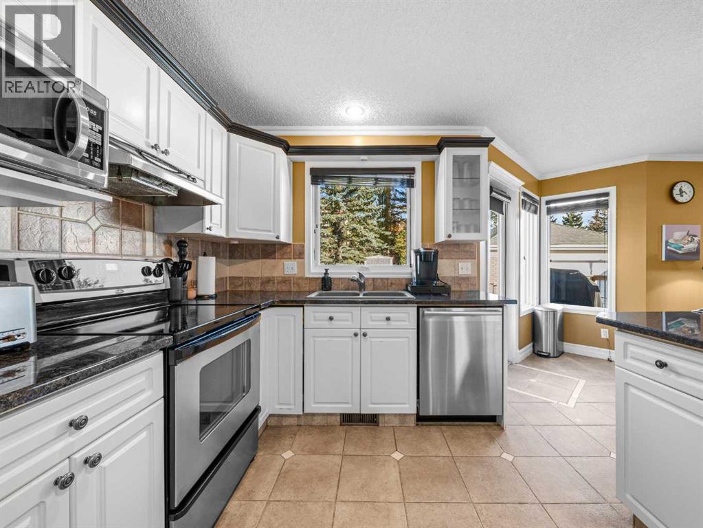 9995 Scurfield Drive Nw, Calgary, Alberta  T3L 1X1 - Photo 8 - A2266526