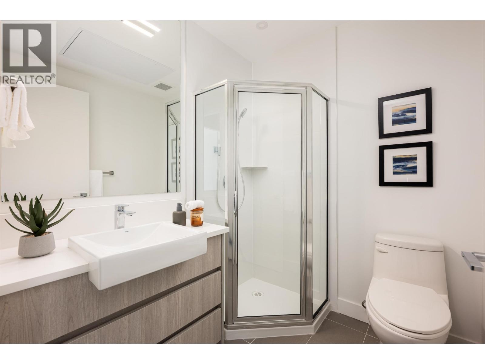 5102 Chambers Street, Vancouver, British Columbia  V5R 3L9 - Photo 11 - R3062706