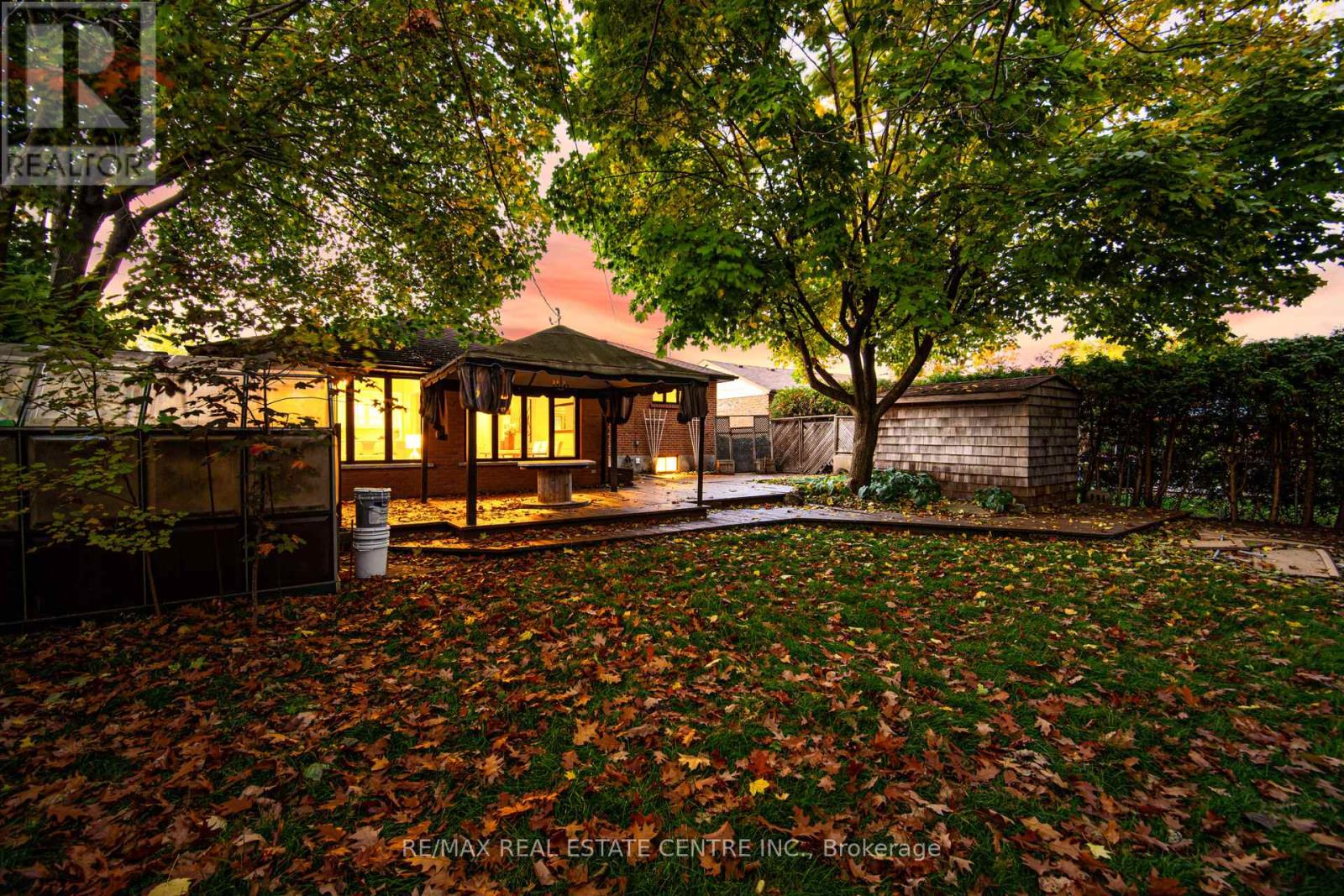 5288 Mericourt Road, Burlington, Ontario  L7L 3R3 - Photo 48 - W12487896