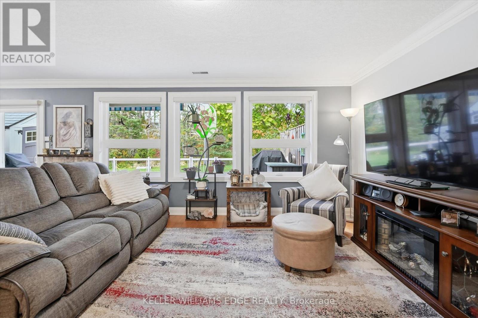 34 Cardinal Mindszenty Boulevard, Hamilton, Ontario  L9B 2M3 - Photo 19 - X12488366