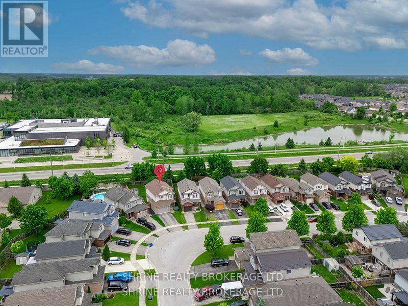 899 BRADSHAW CRESCENT, London North, Ontario