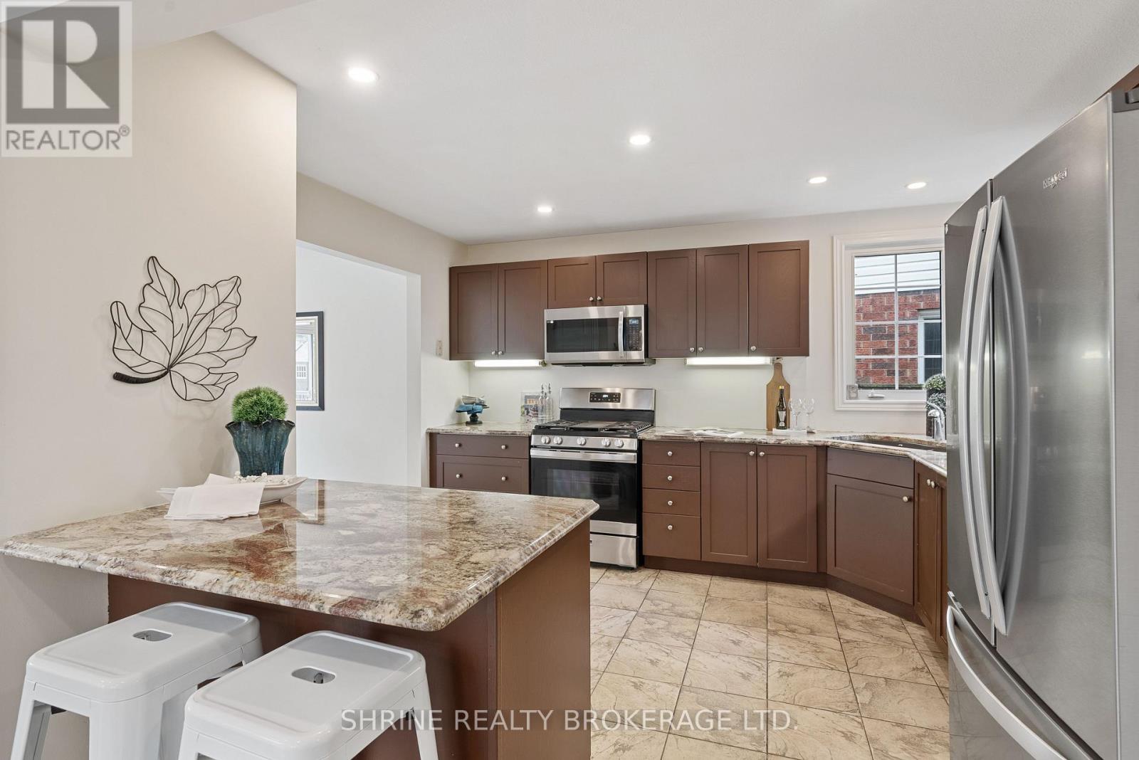 899 Bradshaw Crescent, London North (North C), Ontario  N5X 0B6 - Photo 11 - X12492618