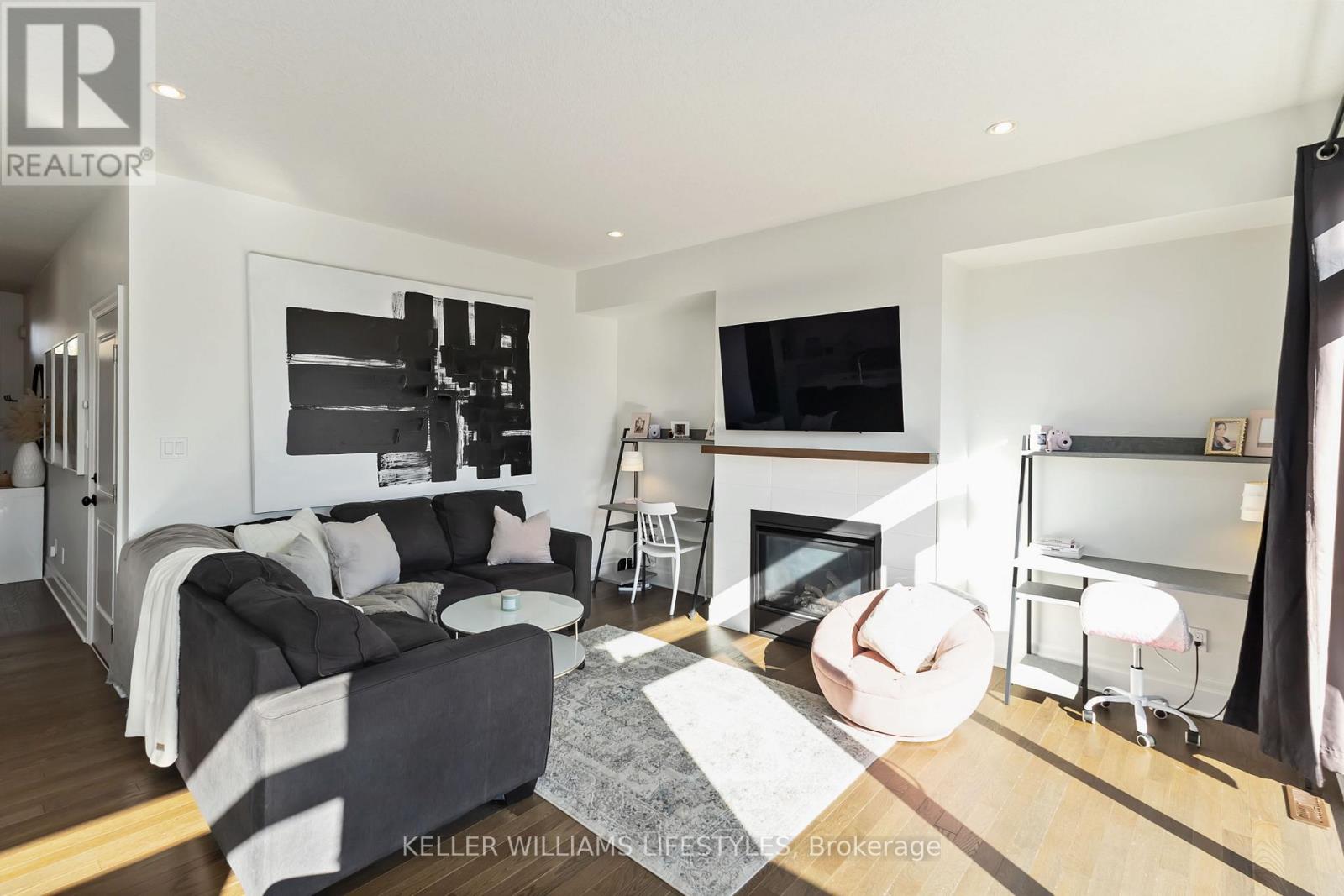 20 - 555 Sunningdale Road E, London North (North B), Ontario  N5X 4B3 - Photo 13 - X12492674