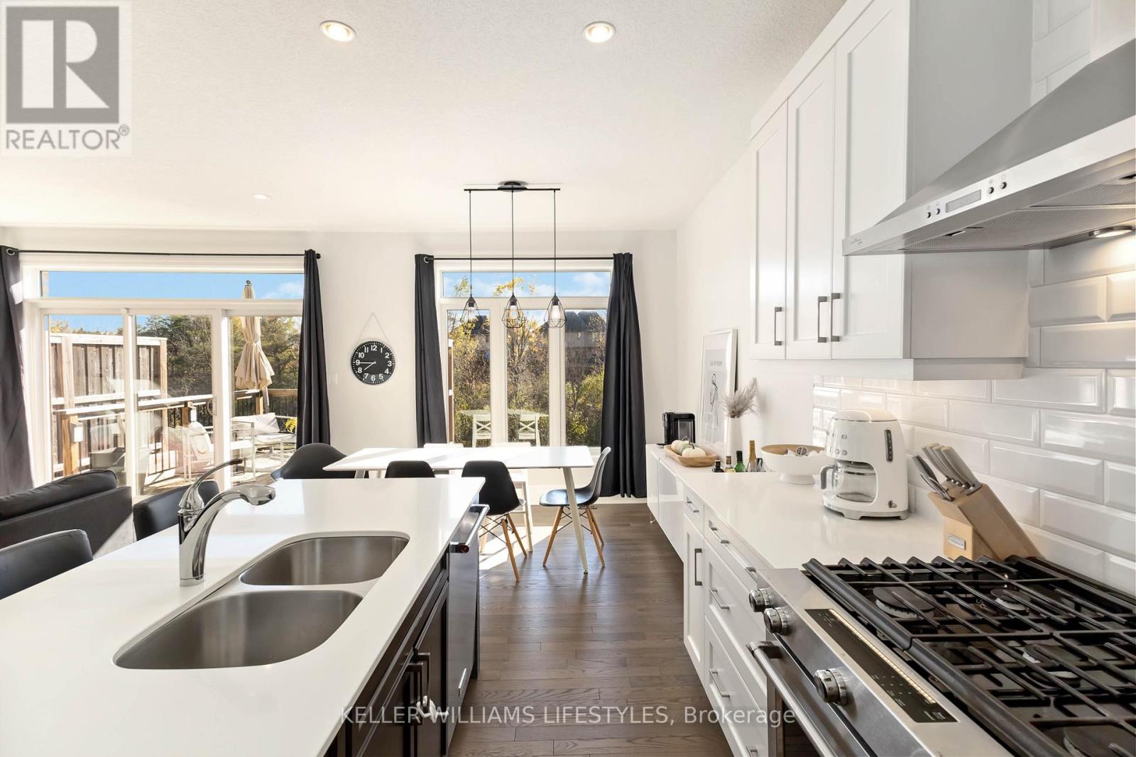 20 - 555 Sunningdale Road E, London North (North B), Ontario  N5X 4B3 - Photo 24 - X12492674