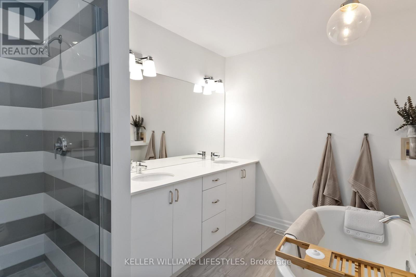 20 - 555 Sunningdale Road E, London North (North B), Ontario  N5X 4B3 - Photo 35 - X12492674