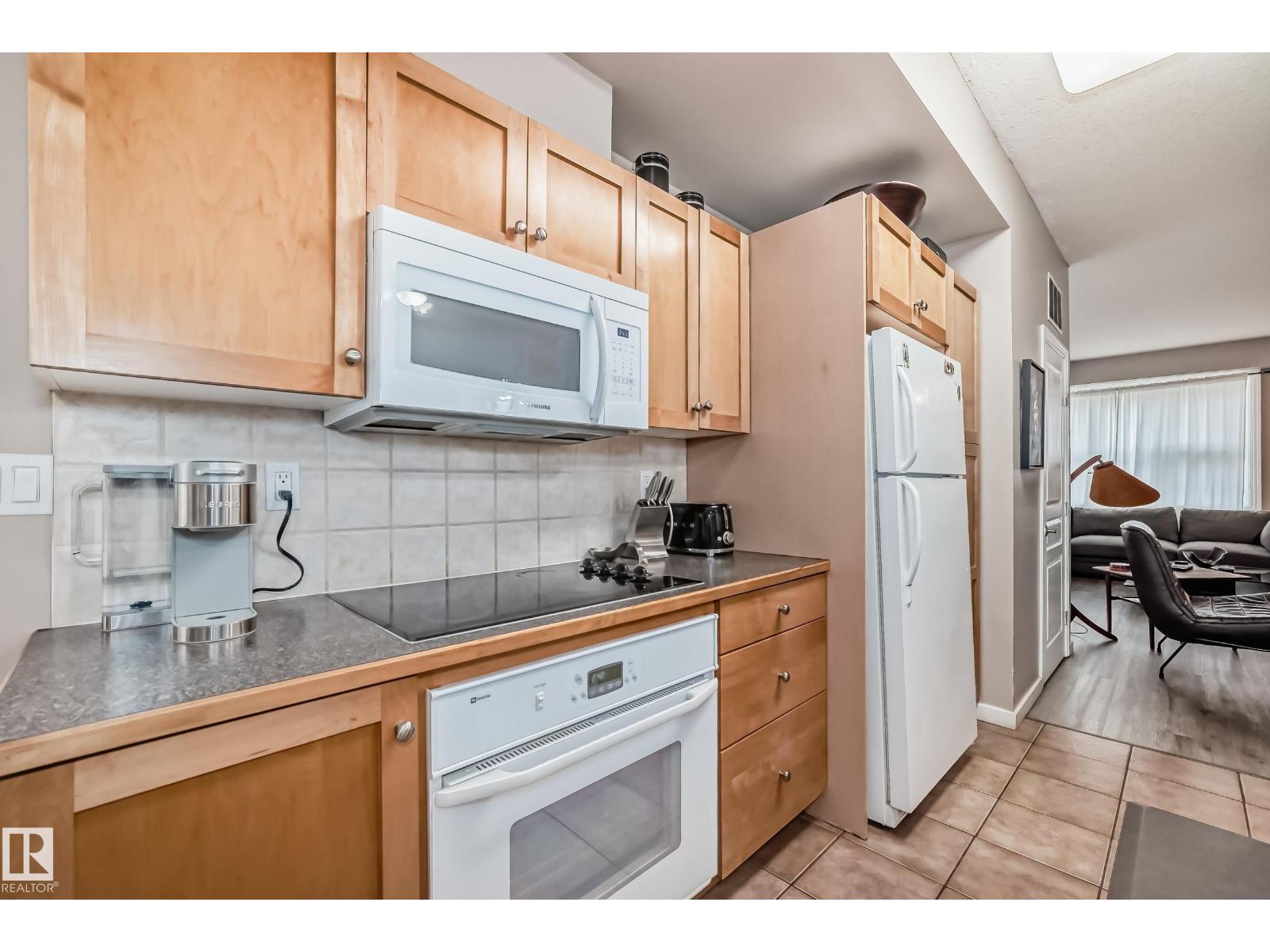 #101 8619 111 St Nw, Edmonton, Alberta  T6G 1H8 - Photo 10 - E4464058