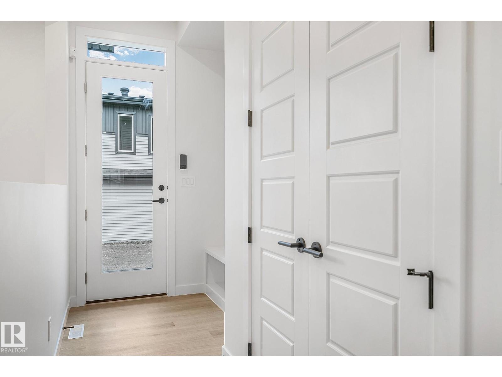 9926 9928 157 St Nw, Edmonton, Alberta  T5P 2T6 - Photo 23 - E4464059