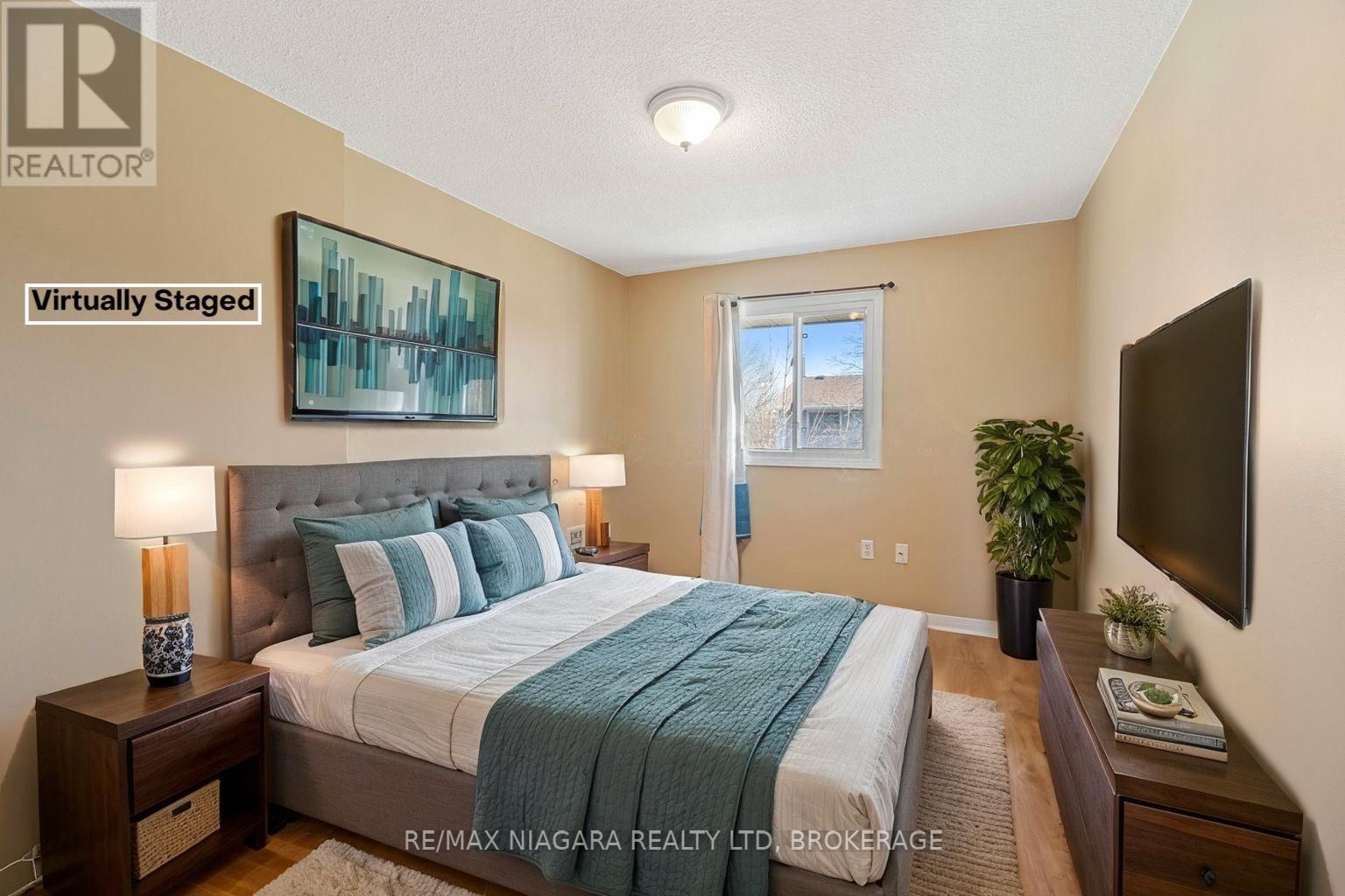 18 Julie Drive, Thorold, Ontario  L2V 4L5 - Photo 25 - X12382144