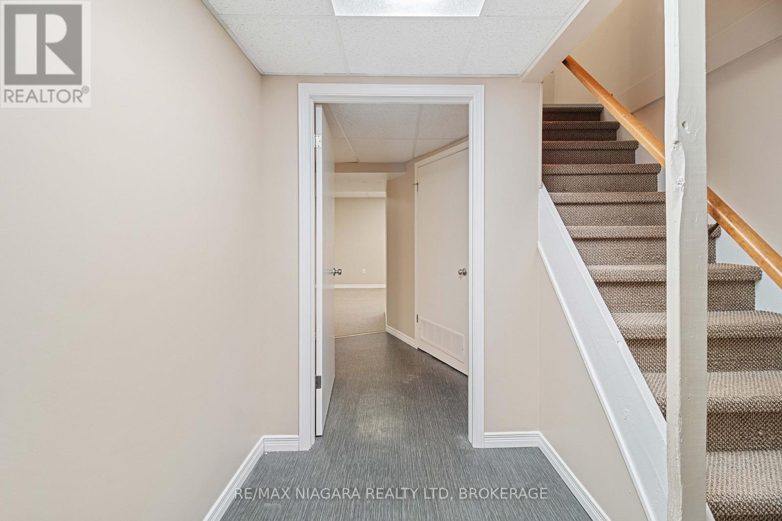 18 Julie Drive, Thorold, Ontario  L2V 4L5 - Photo 34 - X12382144