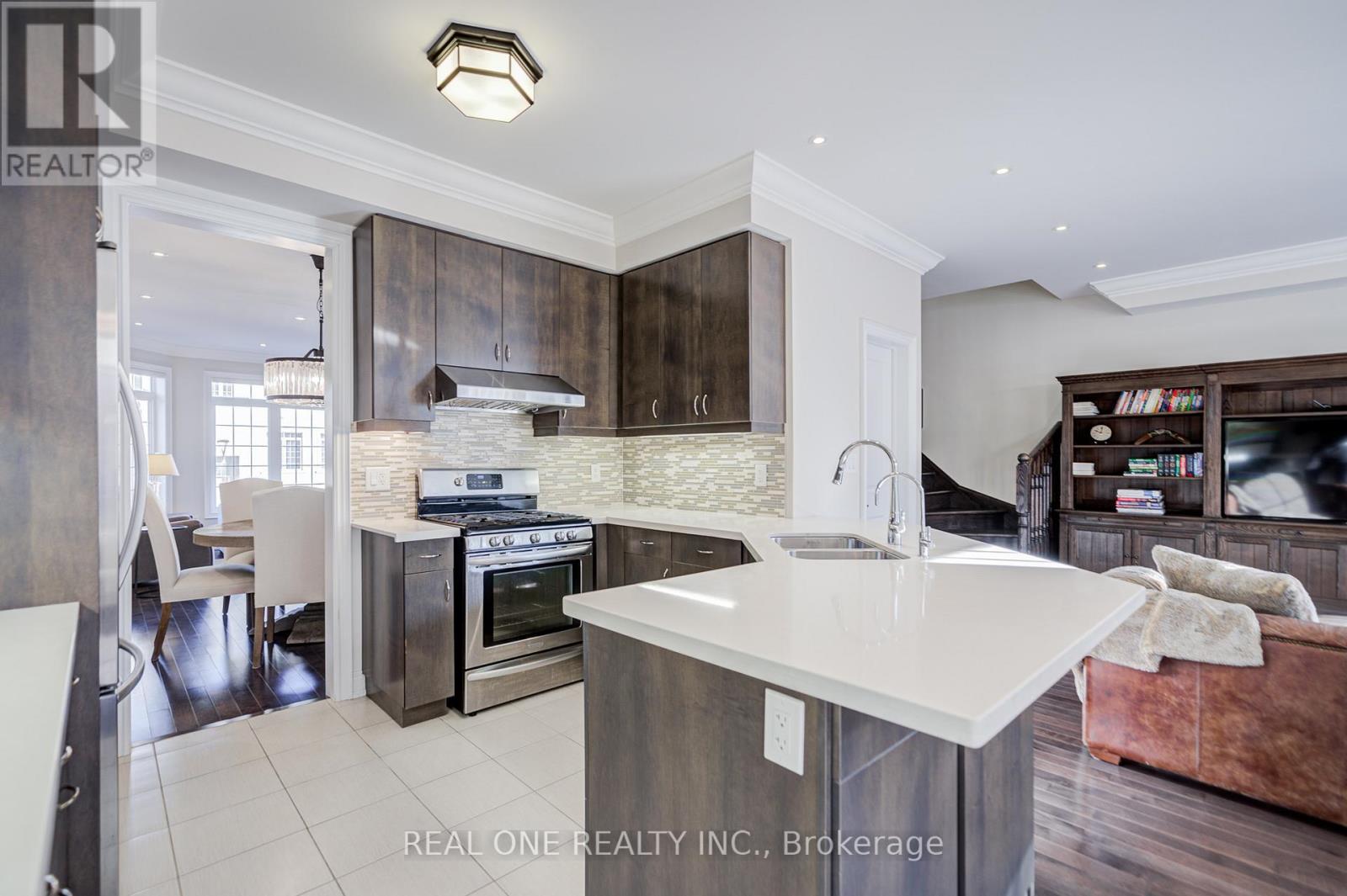 71 Bloorview Place, Toronto, Ontario  M2J 0B2 - Photo 21 - C12492474