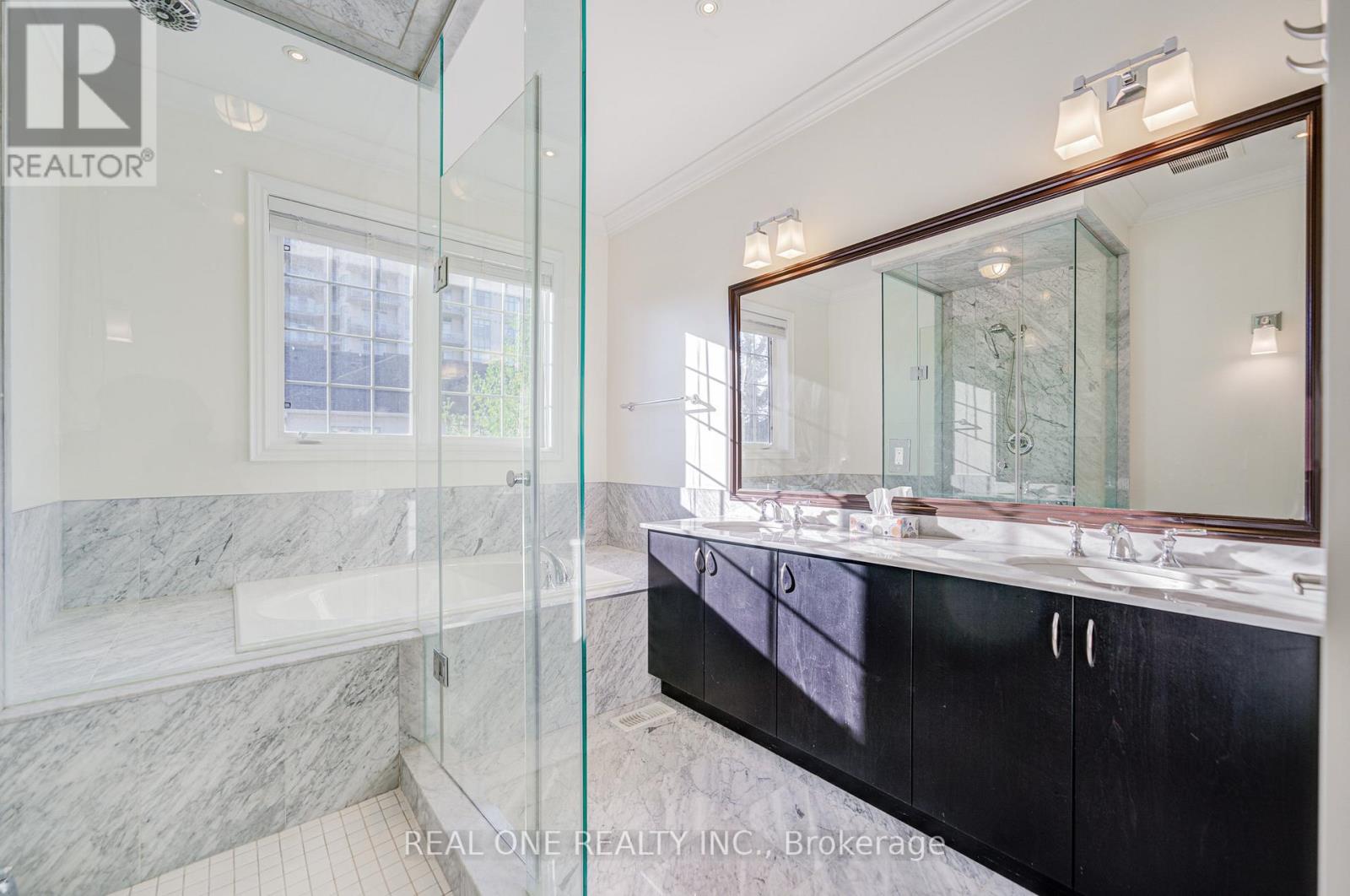 71 Bloorview Place, Toronto, Ontario  M2J 0B2 - Photo 32 - C12492474