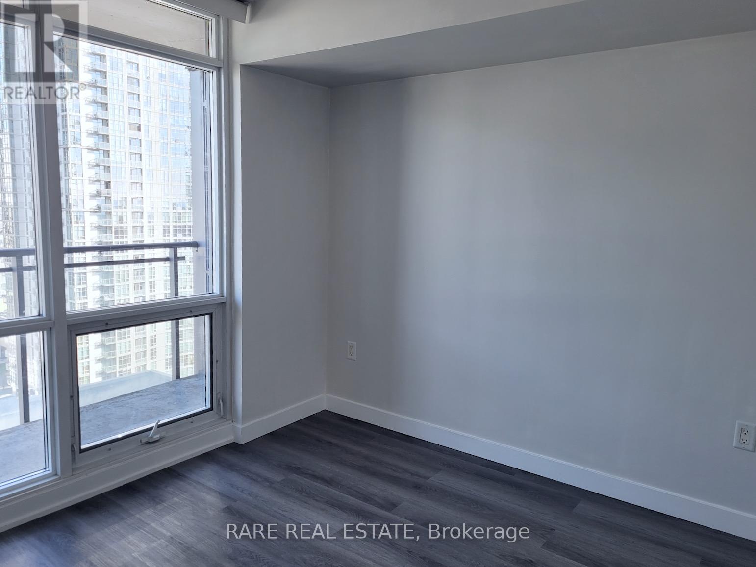 2008 - 15 Fort York Boulevard, Toronto, Ontario  M5V 3Y4 - Photo 5 - C12492512