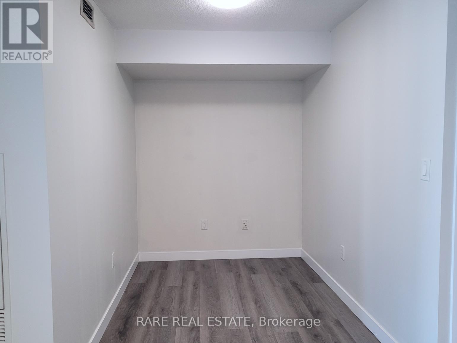 2008 - 15 Fort York Boulevard, Toronto, Ontario  M5V 3Y4 - Photo 7 - C12492512