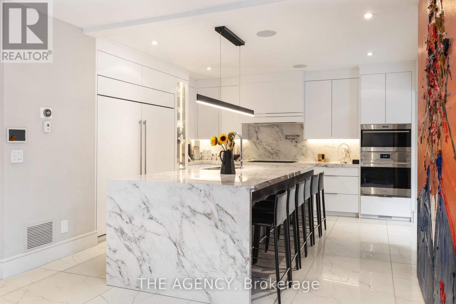 6 Hillholm Road, Toronto, Ontario  M5P 1M2 - Photo 10 - C12492534