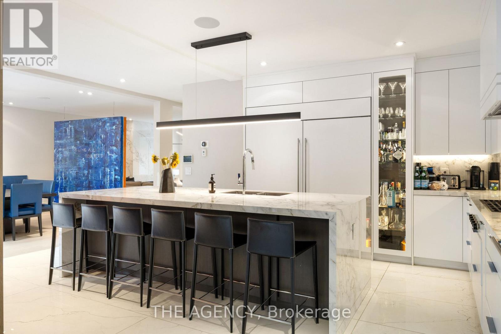 6 Hillholm Road, Toronto, Ontario  M5P 1M2 - Photo 13 - C12492534