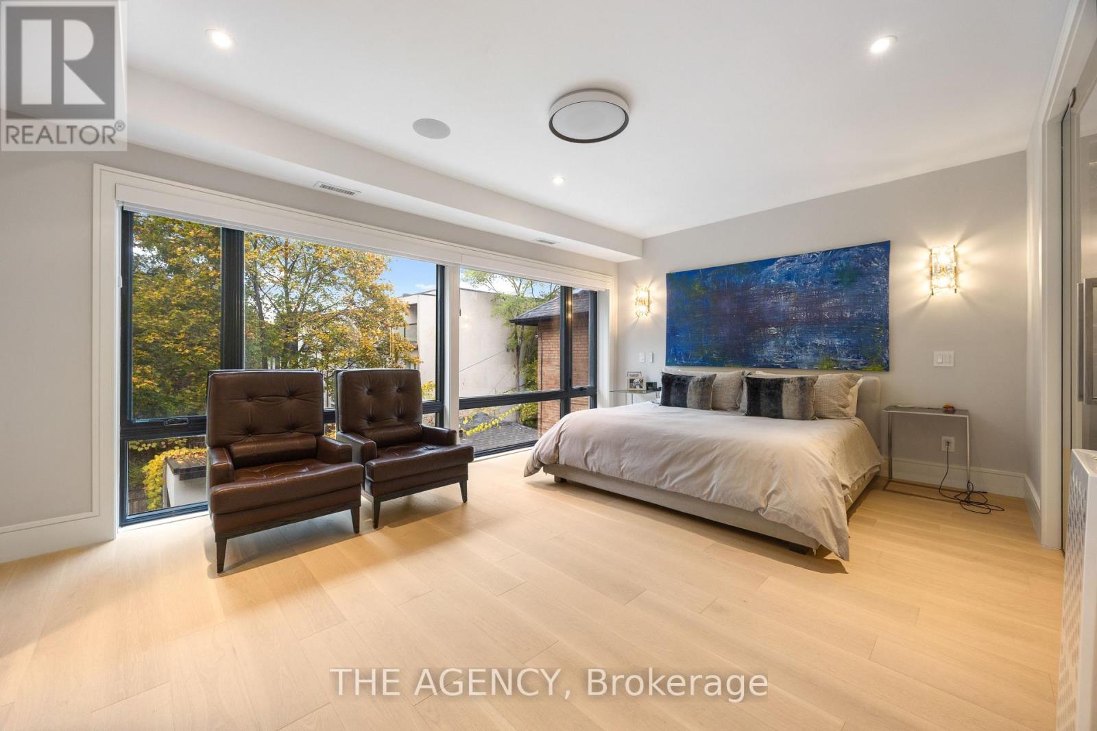 6 Hillholm Road, Toronto, Ontario  M5P 1M2 - Photo 18 - C12492534