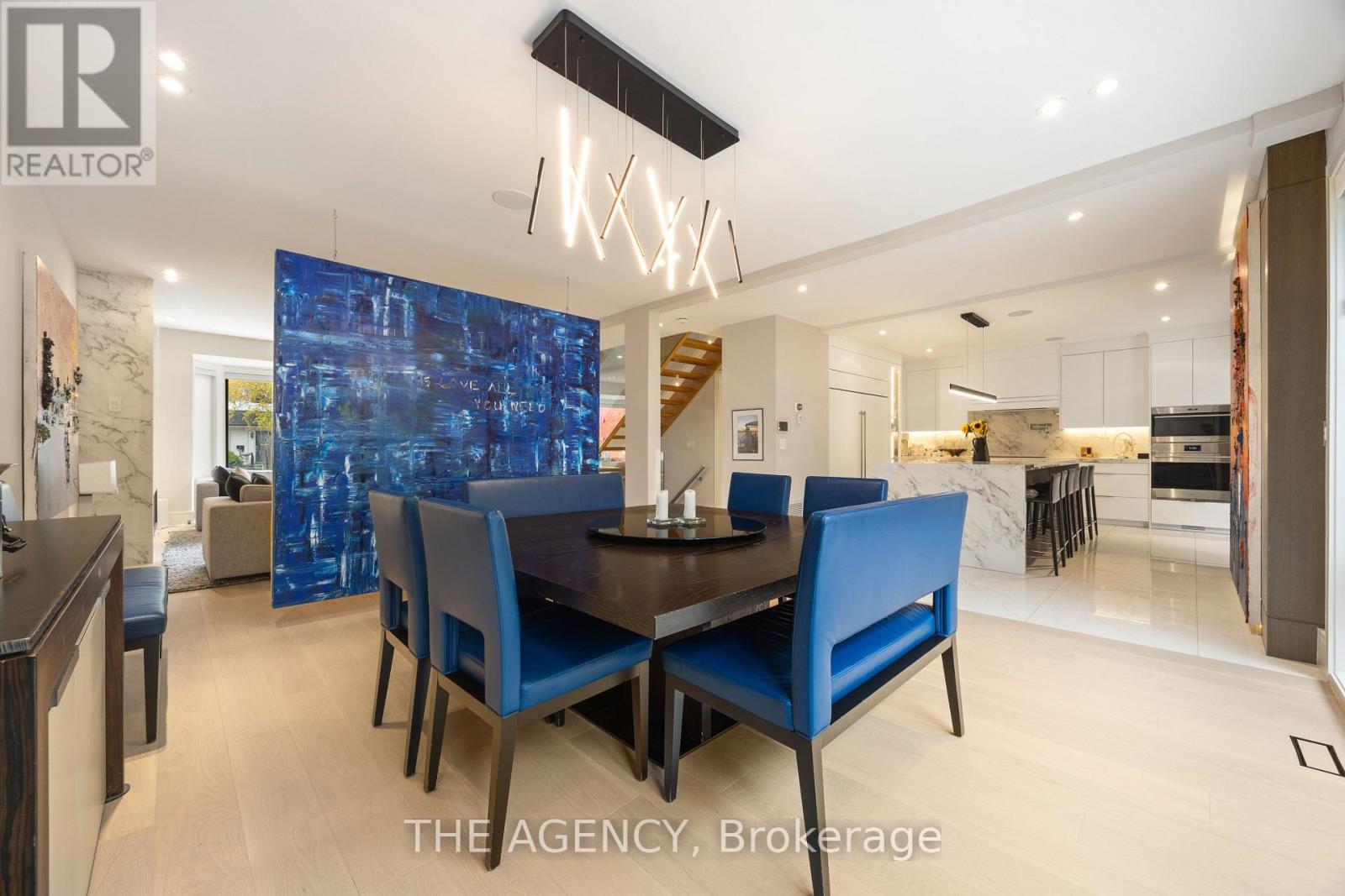 6 Hillholm Road, Toronto, Ontario  M5P 1M2 - Photo 9 - C12492534