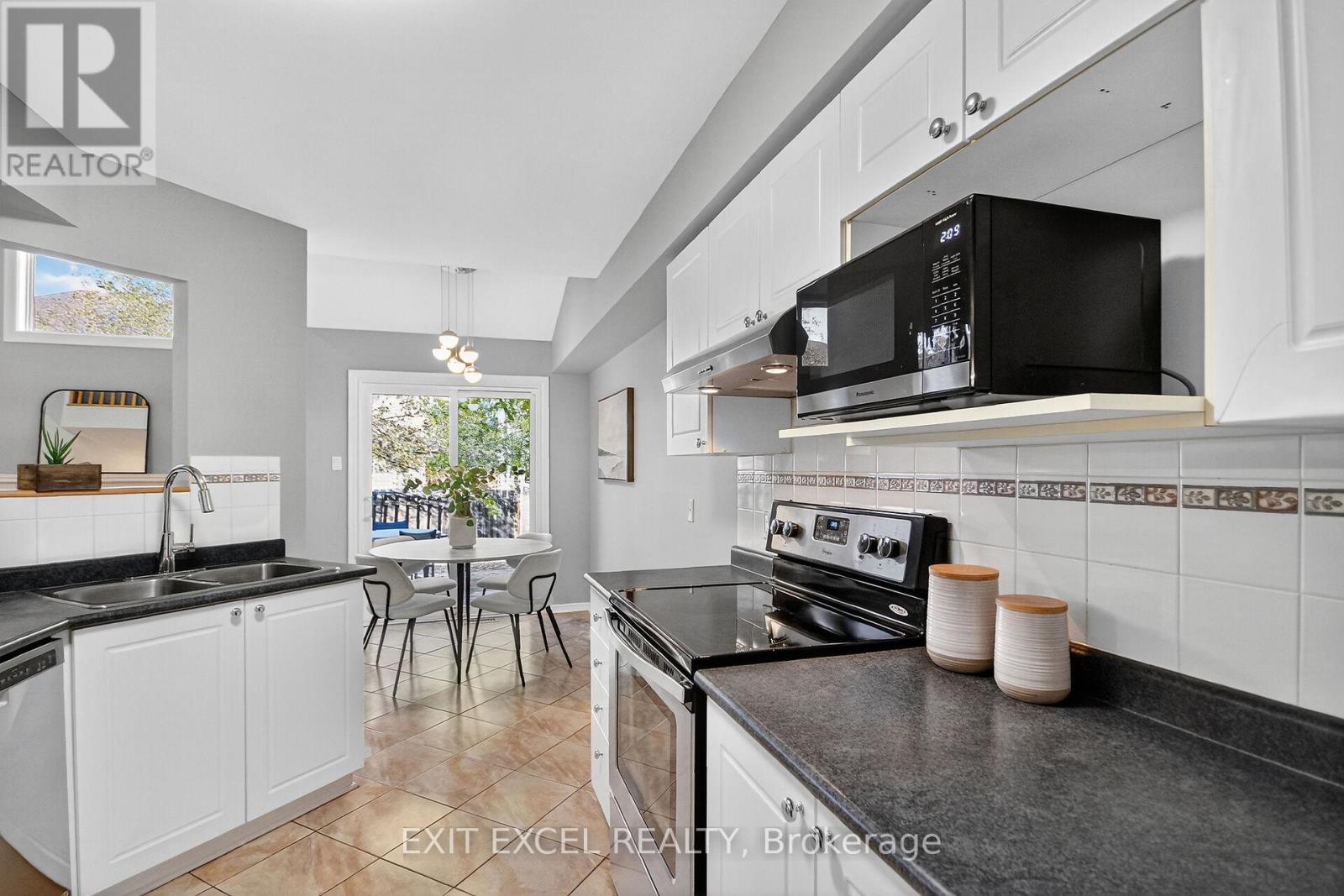 36 Calaveras Avenue, Ottawa, Ontario  K2J 4Z4 - Photo 16 - X12492610