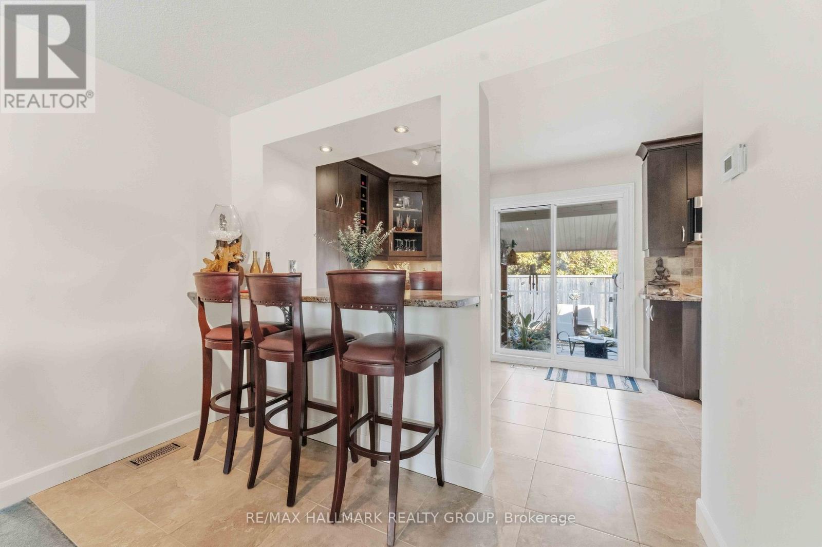 941 Cookshire Crescent, Ottawa, Ontario  K4A 3K4 - Photo 10 - X12492632