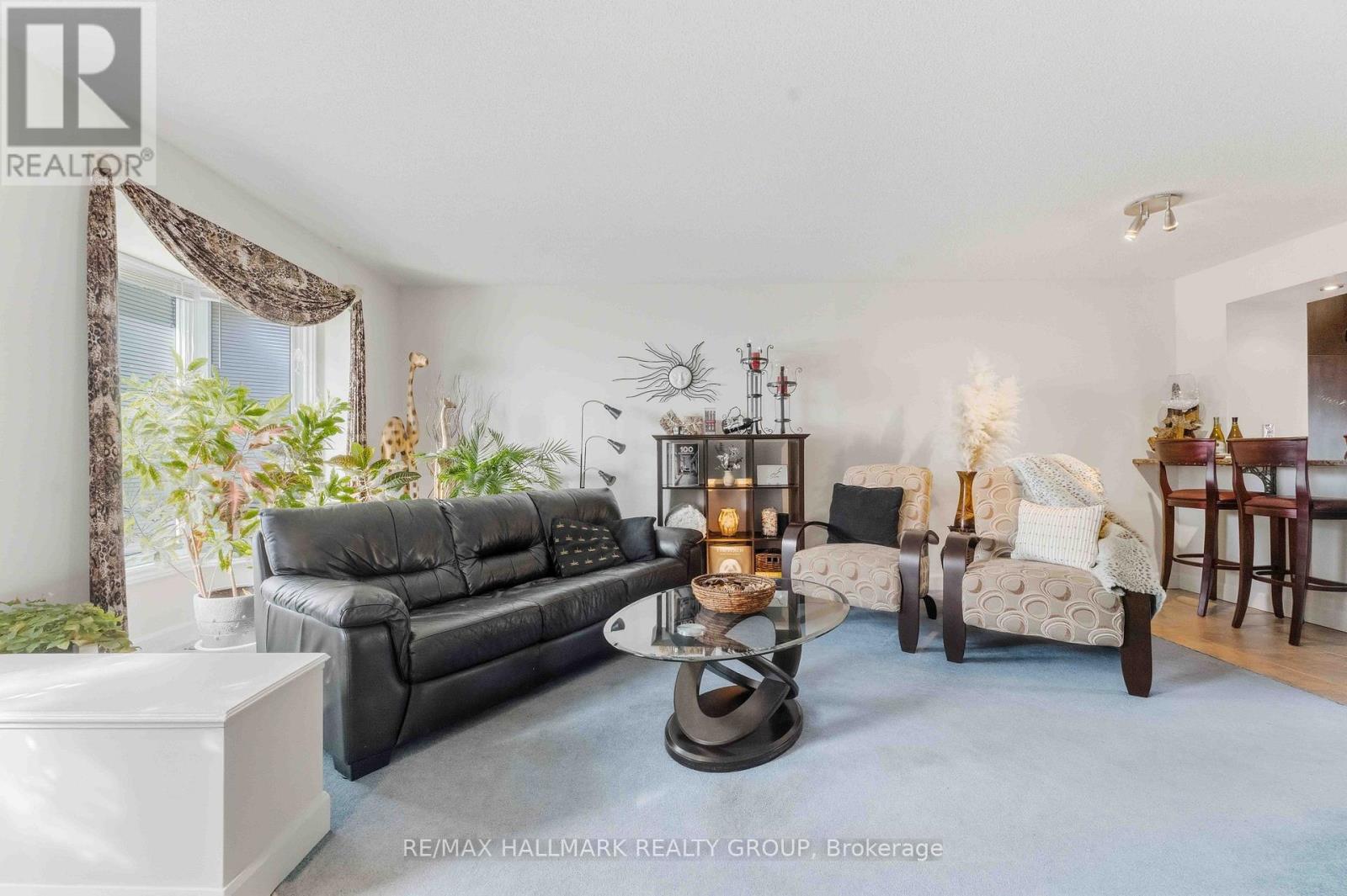 941 Cookshire Crescent, Ottawa, Ontario  K4A 3K4 - Photo 9 - X12492632