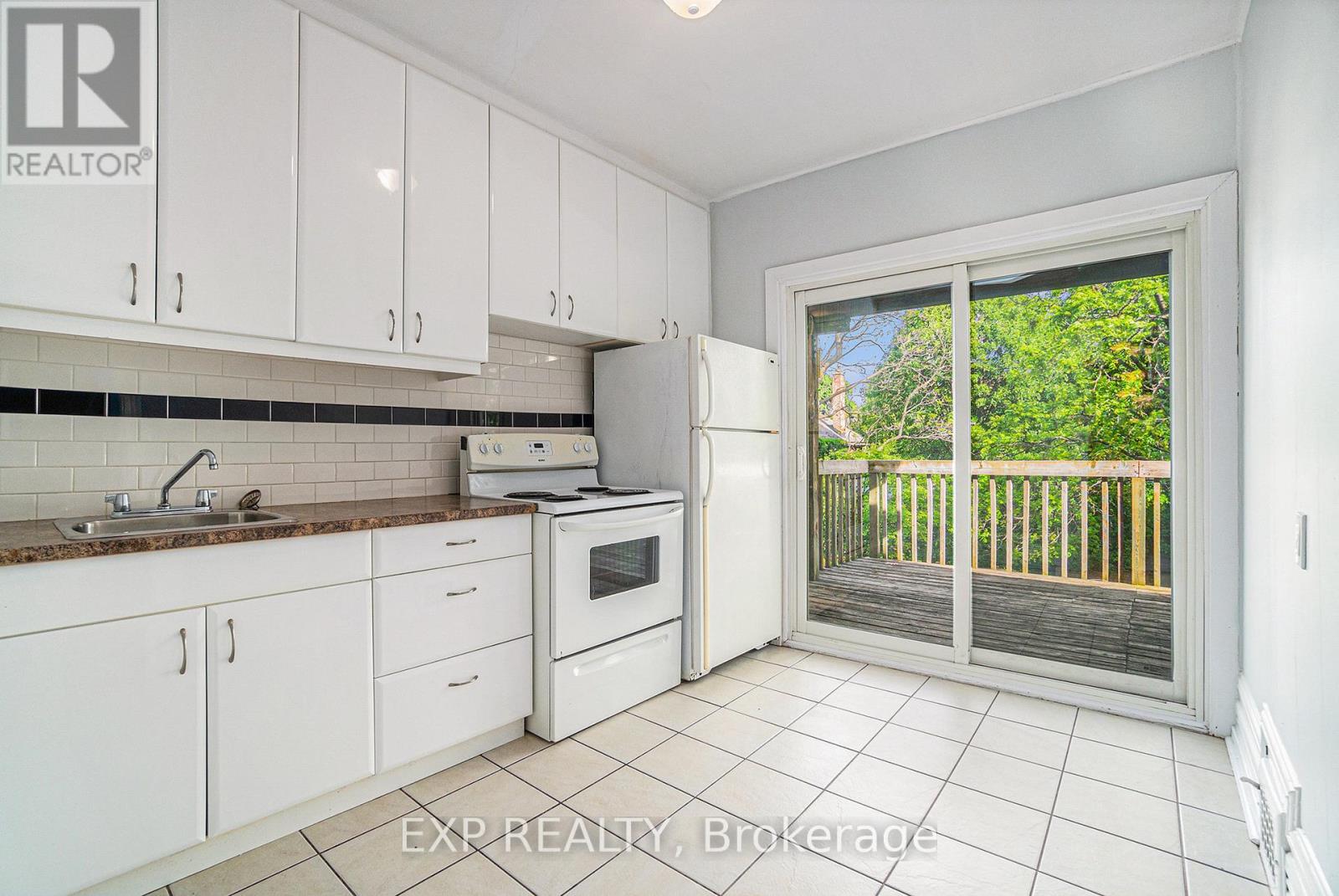 2 - 350 Fifth Avenue, Ottawa, Ontario  K1S 2N8 - Photo 9 - X12492650