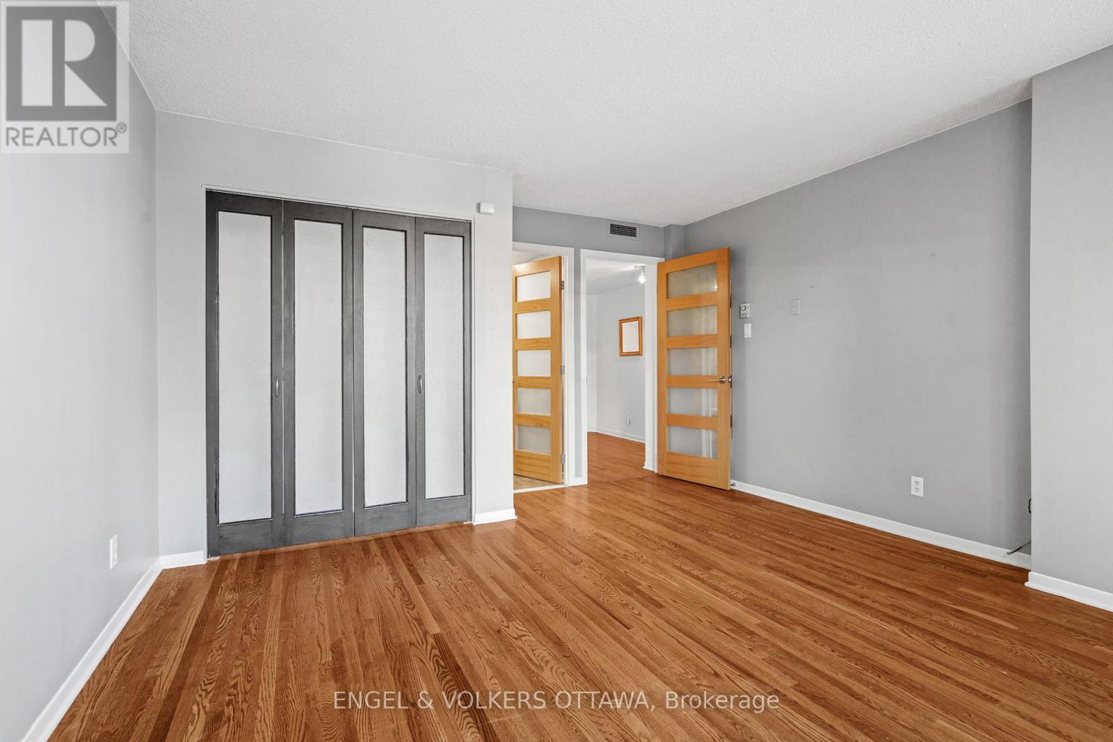 103 - 295 Gilmour Street, Ottawa, Ontario  K2P 0P7 - Photo 24 - X12492726