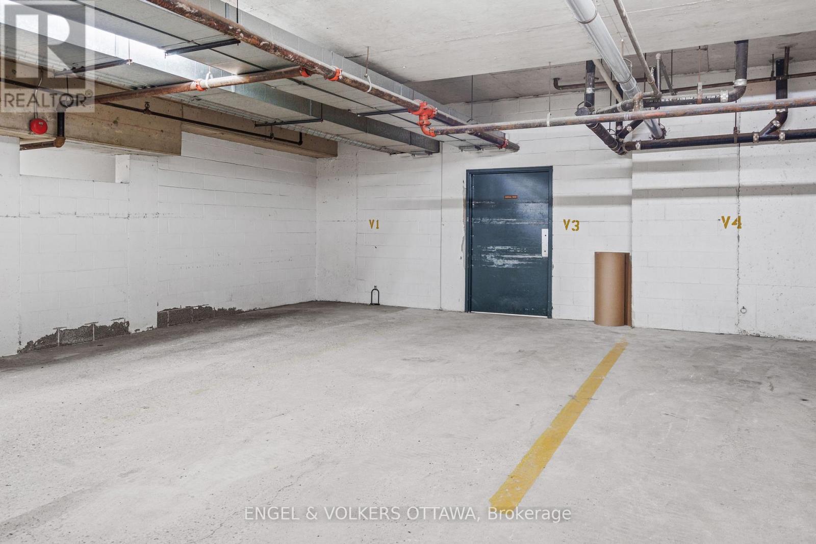 103 - 295 Gilmour Street, Ottawa, Ontario  K2P 0P7 - Photo 32 - X12492726