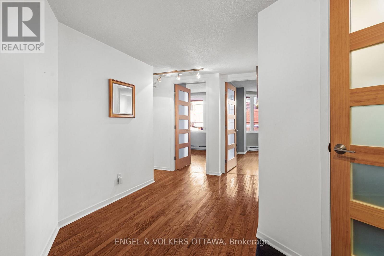 103 - 295 Gilmour Street, Ottawa, Ontario  K2P 0P7 - Photo 7 - X12492726