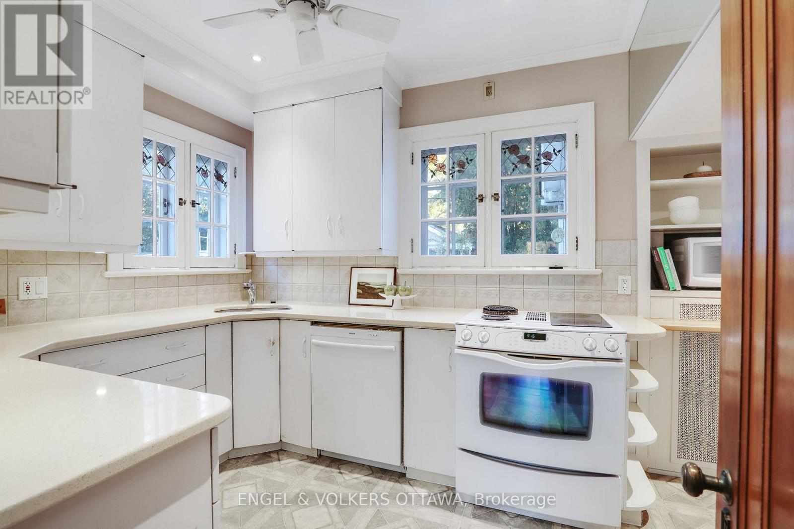 513 Island Park Drive S, Ottawa, Ontario  K1Y 0B4 - Photo 13 - X12492750