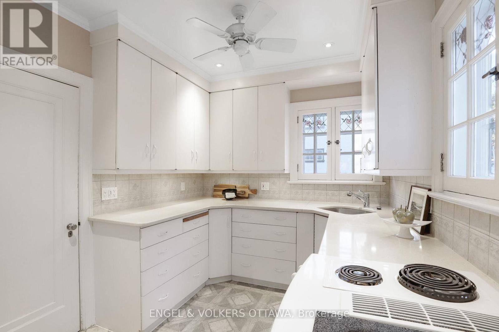 513 Island Park Drive S, Ottawa, Ontario  K1Y 0B4 - Photo 14 - X12492750