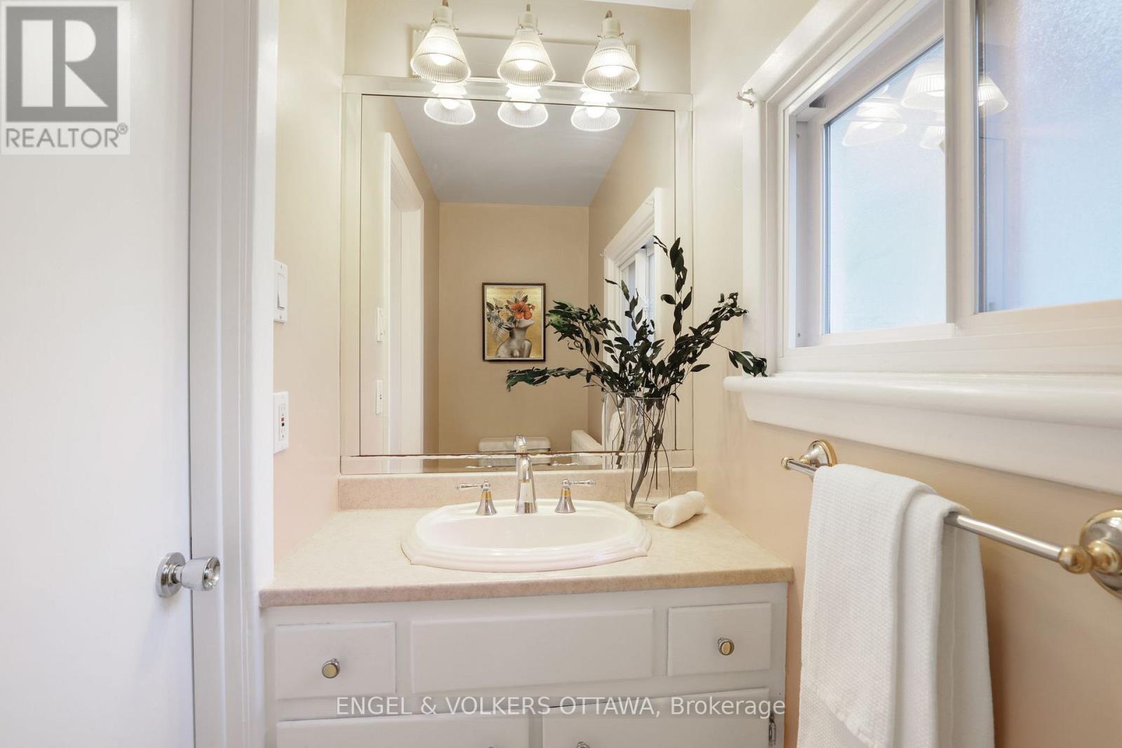 513 Island Park Drive S, Ottawa, Ontario  K1Y 0B4 - Photo 16 - X12492750