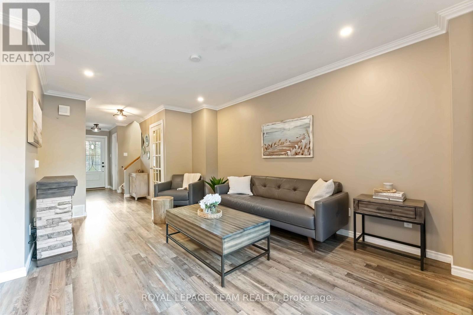 3 Fulham Court, Ottawa, Ontario  K2J 2L6 - Photo 5 - X12492770