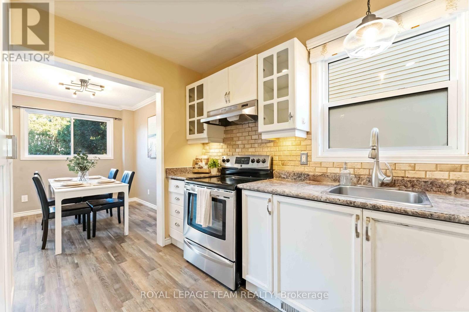 3 Fulham Court, Ottawa, Ontario  K2J 2L6 - Photo 8 - X12492770