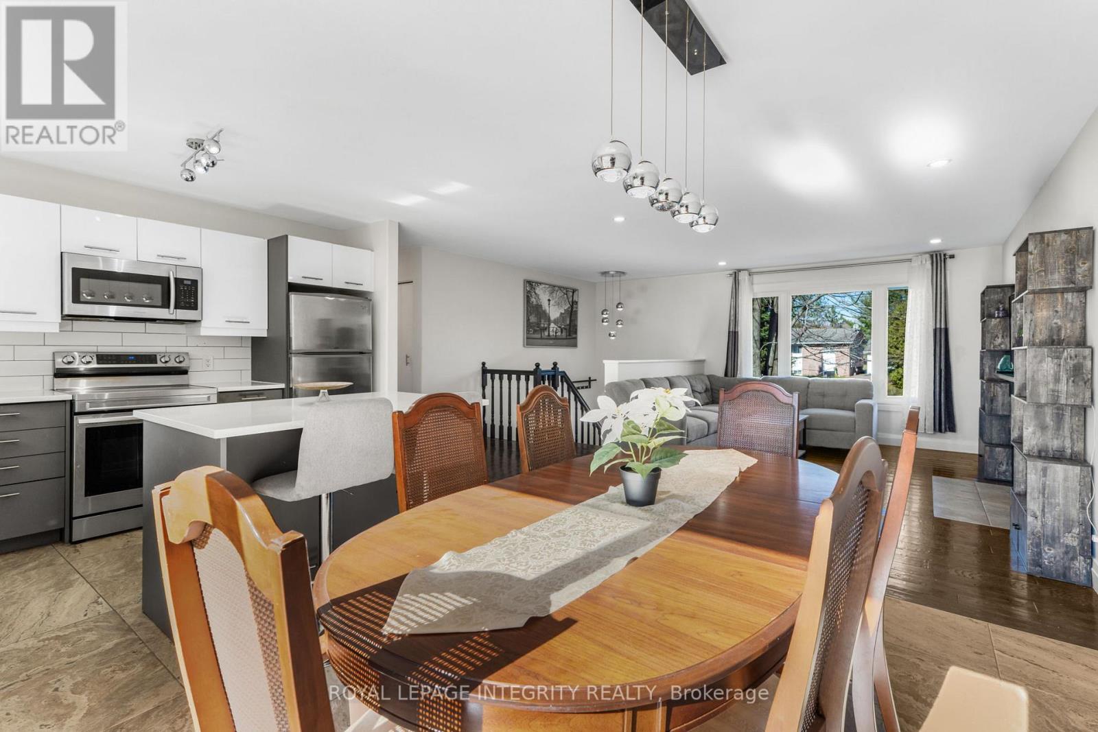 220 Agathe Street, Clarence-Rockland, Ontario  K4K 1K7 - Photo 8 - X12492840