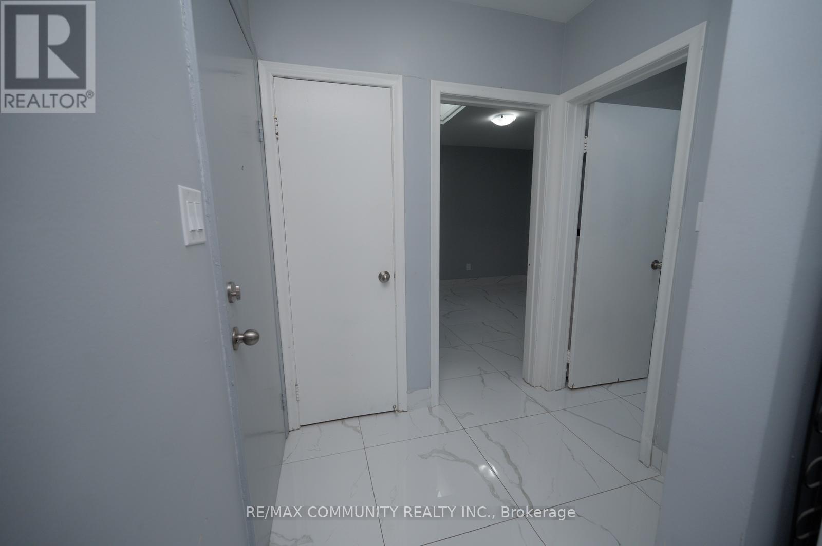 1 - 2624 Eglinton Avenue E, Toronto, Ontario  M1K 2S3 - Photo 6 - E12492484