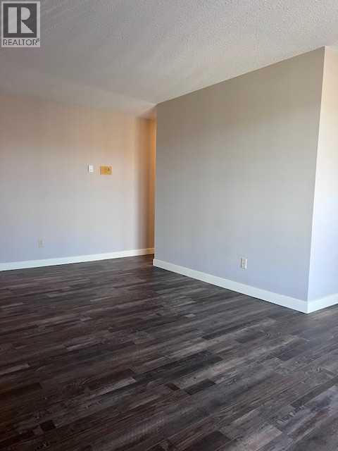 301, 49 Bennett Street, Red Deer, Alberta  T4R 1V4 - Photo 2 - A2260525