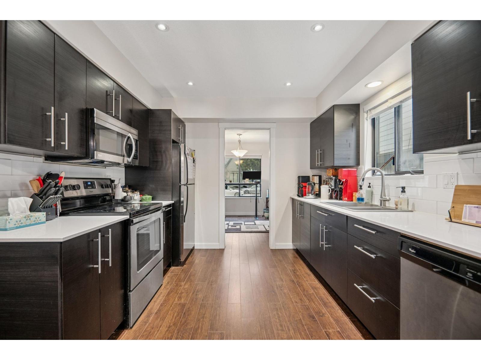 6103 172b Street, Surrey, British Columbia  V3S 6G6 - Photo 6 - R3063369