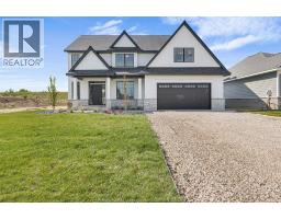 261 CHARLES STREET, Essex, Ontario