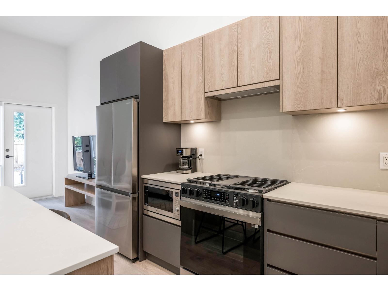 208 19577 65b Avenue, Surrey, British Columbia  V4N 6Y3 - Photo 12 - R3063333