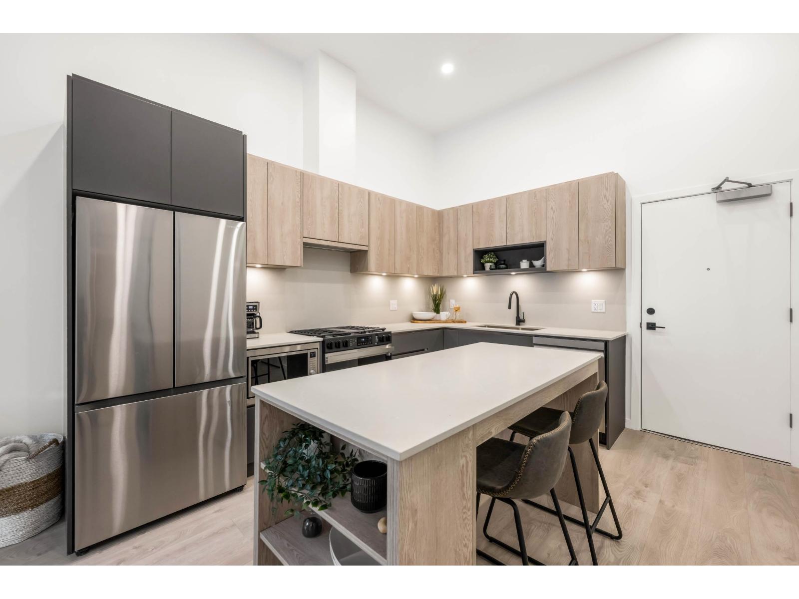 208 19577 65b Avenue, Surrey, British Columbia  V4N 6Y3 - Photo 4 - R3063333